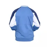 Campera bomber azul marino, con mangas raglán rojas y paneles blancos en los laterales. Presenta cierre frontal, cuello, puños y cintura acanalados en blanco. Incluye logo de Umbro bordado en el pecho izquierdo y escudo del Club Nacional de Football en el pecho derecho.