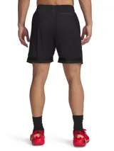 Short deportivo de malla con diseño estampado de llamas en color rojo sobre fondo negro. Cuenta con una capa interior integrada con estampado de fuego en tonos amarillos y naranjas, cintura elástica con cordón ajustable y bolsillos laterales.