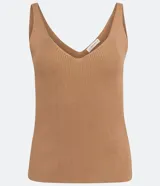 Blusa musculosa Marfinno de punto acanalado, color tostado, con escote en V pronunciado tanto en el frente como en la espalda y tirantes anchos.