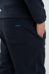 Pantalón de jogging azul marino de micropolar, con cintura elástica y puños ajustados.