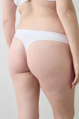 Colaless color piel de microfibra seamless con fundillo de algodón tejido en tela interna.