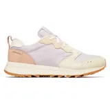 Championes Merrell modelo Alpine 83, con diseño retro en tonos pastel. Presenta una combinación de materiales textiles y gamuza, con suela de goma dentada y entresuela de espuma EVA para mayor confort.