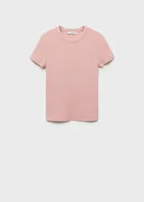 Camiseta de manga corta y cuello redondo, confeccionada en tejido de punto modal con elastano. Presenta un diseño entallado al cuerpo.