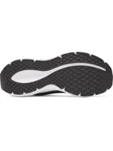 Championes de running Under Armour modelo W Ascend para mujer, de color negro con suela blanca. Cuentan con capellada de malla transpirable, amortiguación Charged+ y logo de la marca en el lateral y talón.