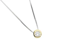 Collar de plata 925 con dije pasante con baño de oro y circonia.