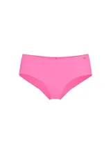 Bombacha tipo cheeky sin costuras de microfibra suave y elástica, color fucsia, con diseño de talle bajo y acabado invisible bajo la ropa.