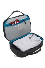 Bolso de viaje Thule Subterra Boarding Bag color negro, diseñado para viajes cortos o como complemento de equipaje. Cuenta con compartimento principal con cierre, asa superior y diseño compacto y funcional.