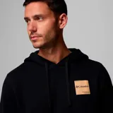 Buzo canguro con capucha Columbia Beaumount Hoodie de color negro, con bolsillo frontal tipo canguro y parche cuadrado con logo en el pecho.