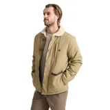 Campera de invierno Roark modelo Axeman II, color beige, con cuello de corderito sintético, cierre frontal con cremallera y botones tipo toggle, bolsillos laterales y bolsillo superior con cierre.