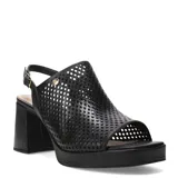 Sandalias de mujer Bottero color negro, con diseño calado, taco ancho, plataforma y pulsera ajustable al talón.