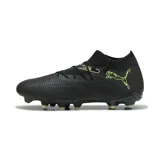 Championes de fútbol Puma Future 8 Match FG/AG, color negro con detalles en amarillo flúor.