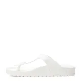 Sandalias tipo ojota Birkenstock modelo Gizeh, color blanco, fabricadas en material sintético ligero y resistente al agua. Presentan una tira ajustable con hebilla lateral y plantilla anatómica moldeada.