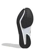 Championes deportivos Adidas Duramo RC2, color negro con tres franjas blancas en el lateral. Poseen una suela blanca gruesa y cordones negros.