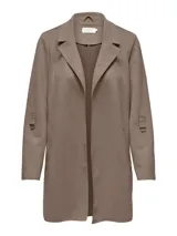 Abrigo largo color marrón topo, con cuello de solapa y mangas largas con trabillas decorativas en los puños.