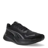 Championes de running Puma modelo Pounce Lite, color negro. Presentan una capellada de malla transpirable con refuerzos sintéticos, cierre de cordones y una entresuela de espuma ultraligera con tecnología Protread en la suela para mayor agarre y retorno de energía.