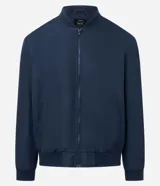 Campera bomber negra para hombre, confeccionada en poliéster con cierre frontal de cremallera, cuello, puños y dobladillo elásticos acanalados, y bolsillos laterales.