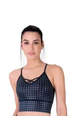 Top deportivo de mujer Everlast con estampado houndstooth en tonos grises y negros, escote con tiras cruzadas y finos breteles ajustables.