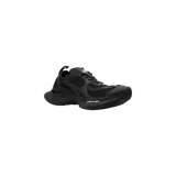 Championes Balenciaga modelo Circuit Low-Top, de diseño chunky en color negro con detalles en blanco. Cuentan con suela gruesa y curvada, confección en malla y paneles sintéticos con cordones al tono.