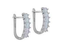 Aros de plata 925 con circonias blancas en forma de baguette.