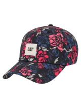 Gorro tipo gorra de 6 paneles con estampado floral en tonos negros, fucsias y azules, visera curva y parche frontal con el logo de la marca Caterpillar.