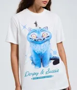 Remera de algodón color blanco con estampa frontal de los personajes Derpy y Sussie, de cuello redondo y manga corta.