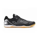 Championes de fútbol sala Joma Maxima, de color negro con detalles en blanco y suela de goma color miel. Diseño con capellada de cuero sintético y perforaciones para mayor ventilación.