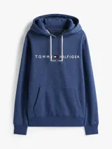 Buzo con capucha de tejido jaspeado azul, corte regular, con bolsillo canguro frontal y cordones blancos. Presenta el logo de Tommy Hilfiger bordado en el pecho.