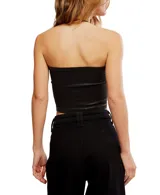 Top bandeau ajustado de tejido acanalado con acabado brillante, sin tirantes.