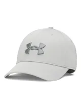 Gorra deportiva Under Armour de perfil bajo con panel frontal estructurado, visera precurvada y cierre ajustable. Presenta el logo de la marca bordado en el frente y banda interior absorbente de sudor.