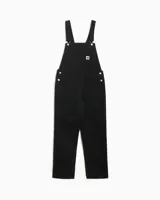 Mono enterizo negro de corte recto, con cintura normal con cierre de botón, pierna recta de largo completo, dos bolsillos laterales oblicuos, dos bolsillos deslizantes en la parte inferior y bolsillo tipo canguro en la parte delantera.