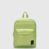 Mochila Bubba de la colección Originals, color bordó, con diseño acolchado y acabado mate. Cuenta con un compartimento principal espacioso, bolsillo frontal con cierre y correas acolchadas para mayor comodidad.