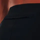 Short deportivo Under Armour para mujer, color negro, con logo reflectivo en la pierna izquierda y cintura elástica. Diseñado para running y entrenamiento.