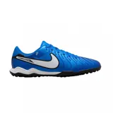 Championes de fútbol Nike Tiempo Legend 10 Academy para césped sintético, color verde menta con detalles en violeta y negro. Presenta el logo de la marca en el lateral y suela con tapones de goma para mayor tracción.