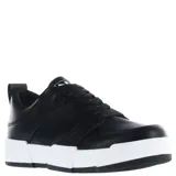 Championes urbanos N+ Foge color beige con recortes y suela blanca.