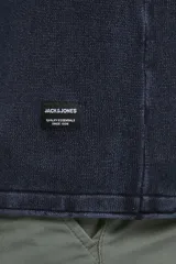 Jersey manga larga de tejido de punto color azul marino, con cuello redondo y tratamiento de lavado ácido para un aspecto deslavado y superficie más suave.