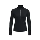 Remera deportiva Under Armour Qualifier Run de color negro, con medio cierre frontal, mangas largas con orificios para los pulgares y tecnología que absorbe la humedad.