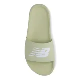 Chancletas New Balance modelo 200 para dama, color verde claro con logo blanco.