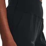 Joggers deportivos Under Armour modelo Motion, color negro, con cintura ancha y plana, bolsillos laterales abiertos y puños elásticos en los tobillos. Presenta el logo de la marca bordado en el lateral.