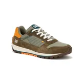 Championes Caterpillar modelo Trigen Mesh de estilo retro inspirados en los años 80 y 90, en combinación de colores verde militar, marrón, blanco y detalles en naranja. Cuentan con capellada de ante y malla, suela exterior de goma resistente y entresuela de EVA ligera para mayor comodidad.