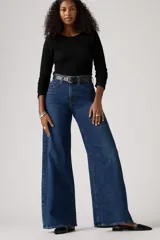 Jeans de mujer Levi's 728 Hi Rise Wide Leg, color azul oscuro, de tiro alto y pierna ancha.