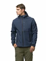 Campera de neopreno con interior de polar, diseño funcional con capucha ajustable, cierre frontal, bolsillos laterales con cierre y puños con ajuste de velcro.