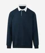 Buzo de manga larga color azul marino, confeccionado en tejido de algodón con felpa, con cuello polo blanco contrastante y abertura frontal con botones.