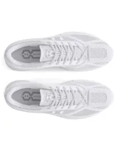 Championes Under Armour Hovr Apparition de color blanco, con diseño retro de running, parte superior transpirable de malla con refuerzos de cuero sintético, amortiguación UA HOVR y suela texturizada.