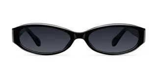 Lentes de sol Titi All Black con armazón ovalado alargado de acetato negro brillante y lentes oscuros polarizados.
