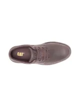 Zapato de cuero marrón con cordones, diseño casual con costuras reforzadas y logo de la marca en el lateral y la lengüeta. Cuenta con entresuela de EVA y suela de goma dentada para mayor tracción.