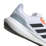 Championes Adidas Runfalcon 3.0 de hombre, color blanco con detalles en negro, gris y naranja. Capellada de malla transpirable, entresuela Cloudfoam y suela de goma.