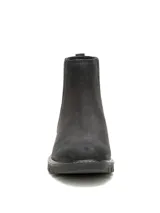 Botin tipo chelsea Caterpillar modelo Colorado para mujer, color negro, de cuero nobuk texturizado con paneles elásticos laterales y suela de goma con tracción.