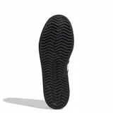Championes urbanos Adidas modelo Streettalk, color negro con las icónicas tres tiras laterales en blanco. Presentan puntera reforzada tipo shell-toe, cierre por cordones y suela de goma resistente.