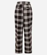 Pantalón de corte wide leg con acabado sastre, cintura estructurada con trabillas y estampado de cuadros. Confeccionado en tejido crepé con caída fluida.