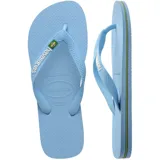 Ojotas Havaianas modelo Brasil Logo, color blanco, con tiras blancas y logo de la marca en relieve azul con la bandera de Brasil.